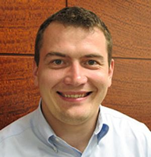 Dmitry Kurouski_web.jpg