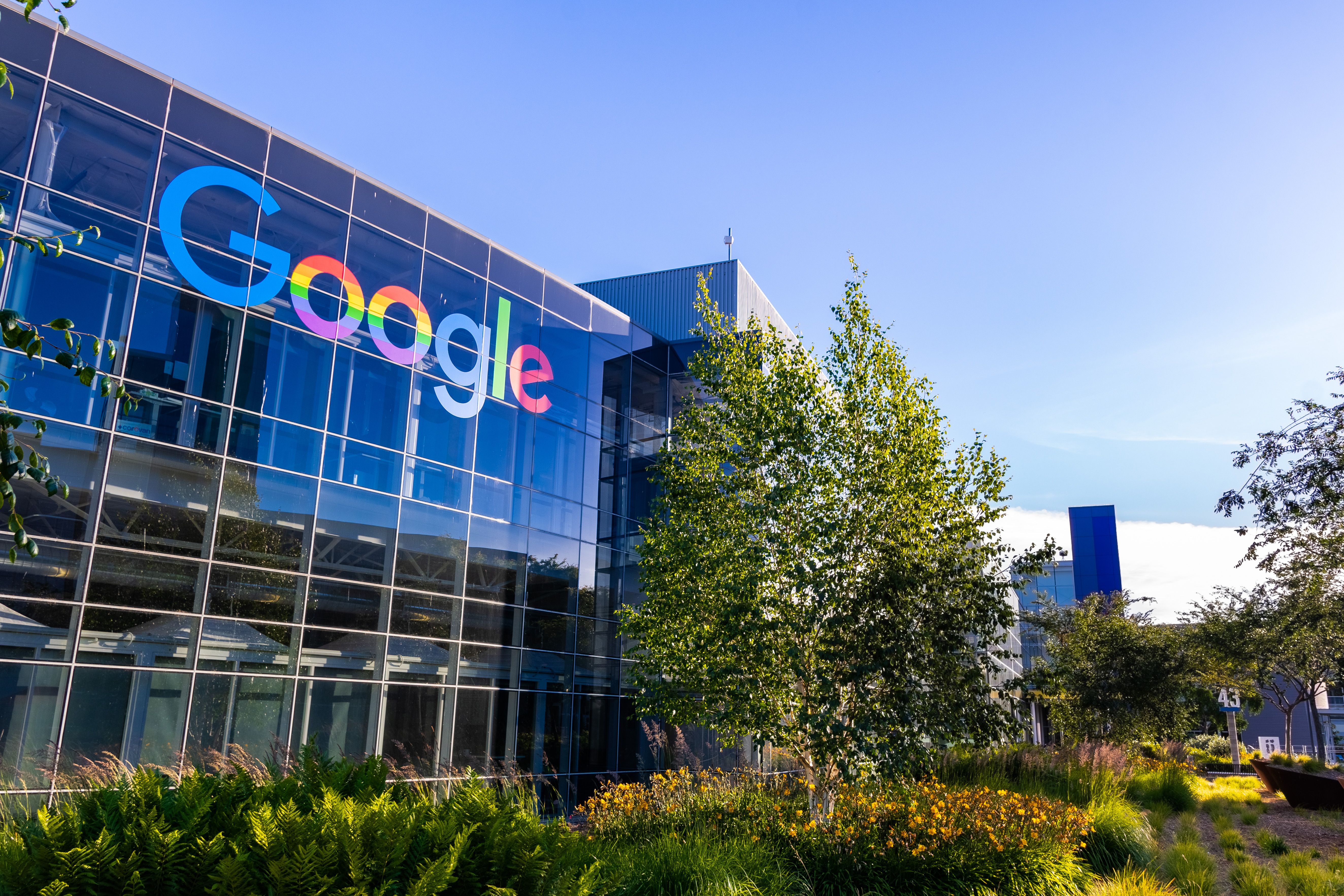 How Google is Using Optical Sensors in its Wearable Technology 