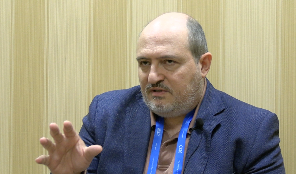 Improving the Interpretability of the Isotopic Data