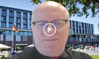 Comparing Tandem Stem Cell Transplant Approaches in Multiple Myeloma