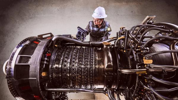 7F gas turbine undergoing service | Image Credit: GE Vernova