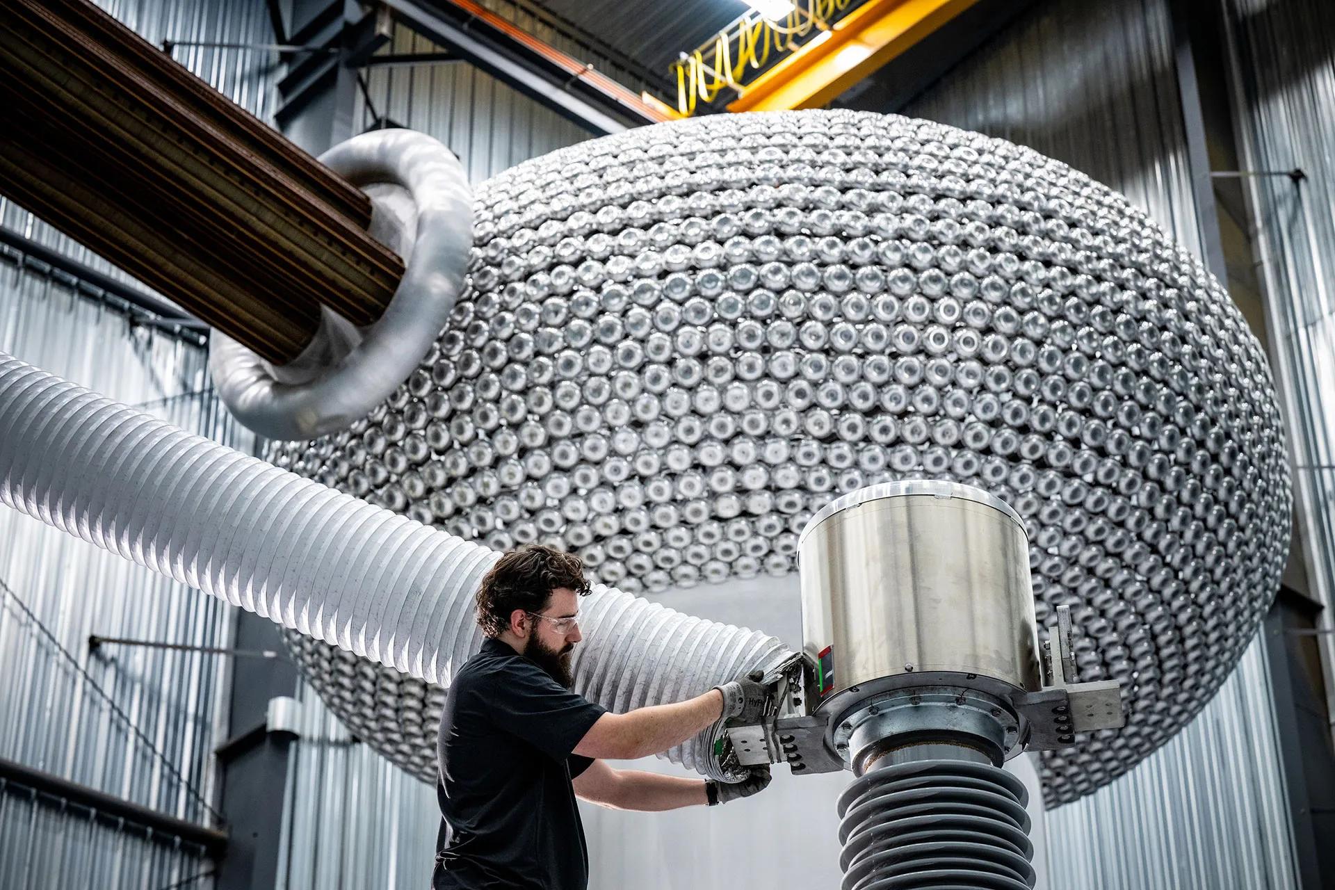 Connecting a transformer to a high-voltage generator in Charleroi, PA | Image Credit: GE Vernova