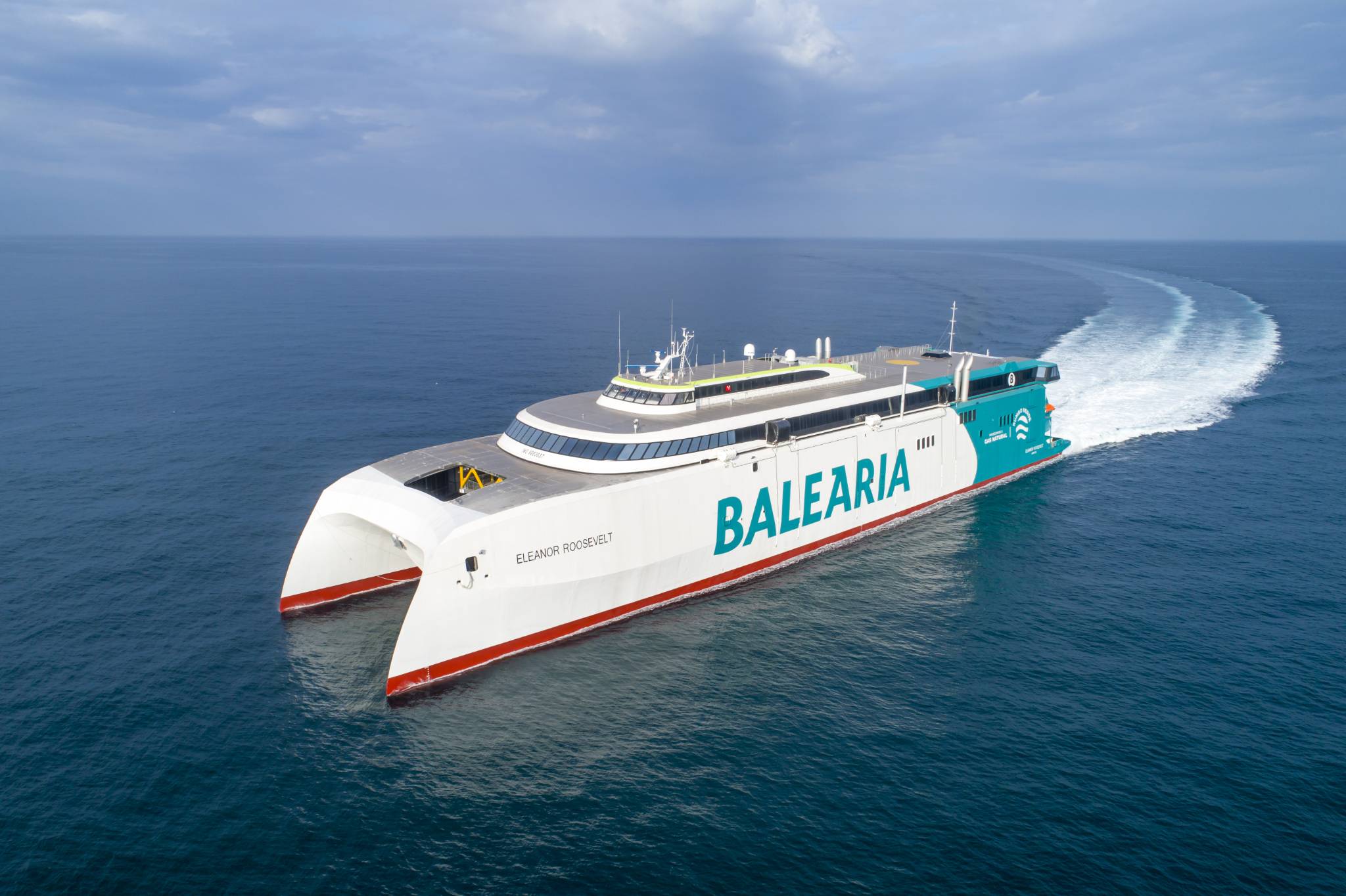Fast ferry with catamaran design | Image Credit: Baleària