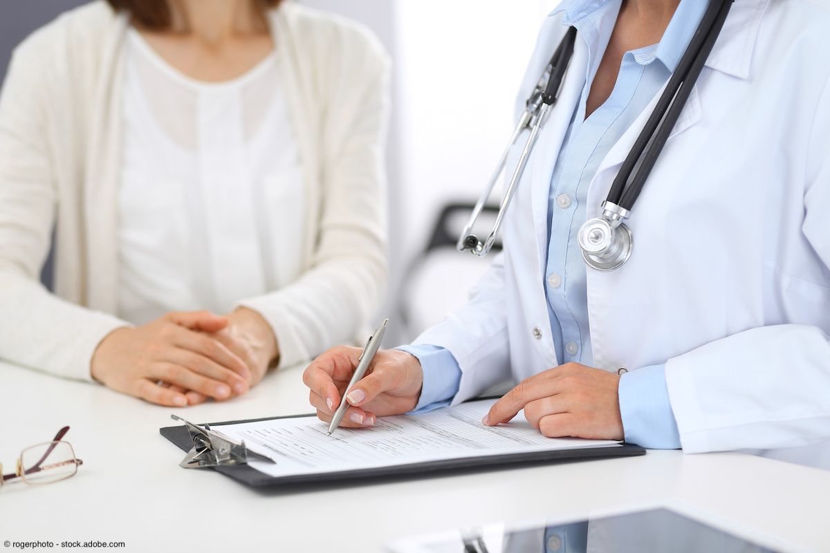 Female doctor talking with a female patient | Image Credit: © rogerphoto - stock.adobe.com