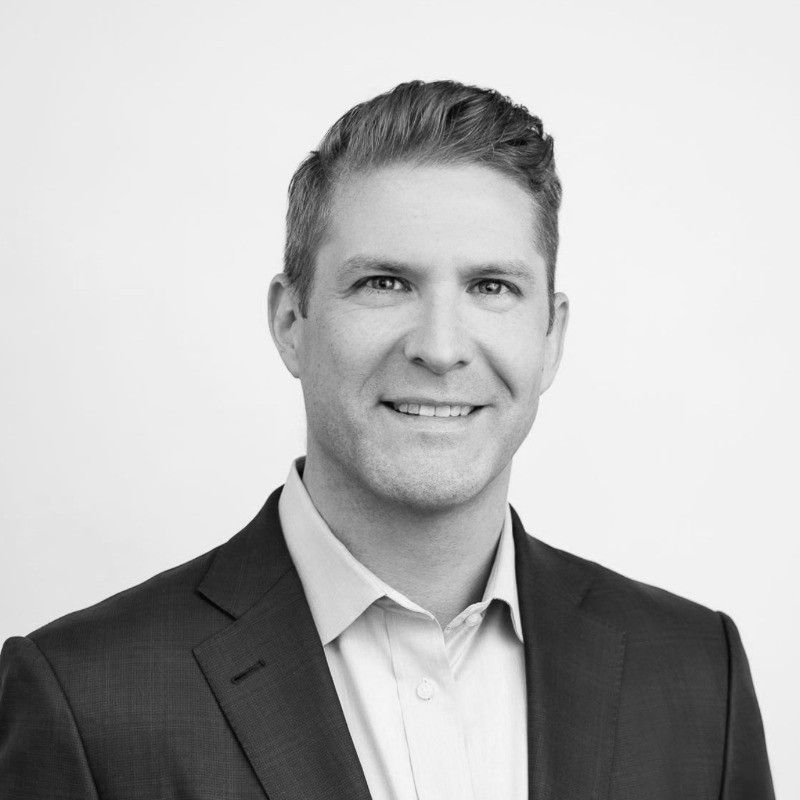 Headshot photo of John McLaren, Trading Industry Writer at FundedFast