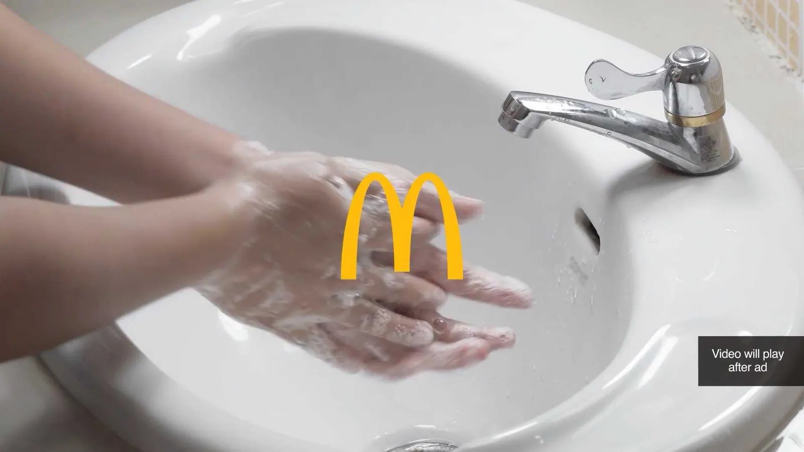 A hygienic pre-roll: A pre-roll on handwashing