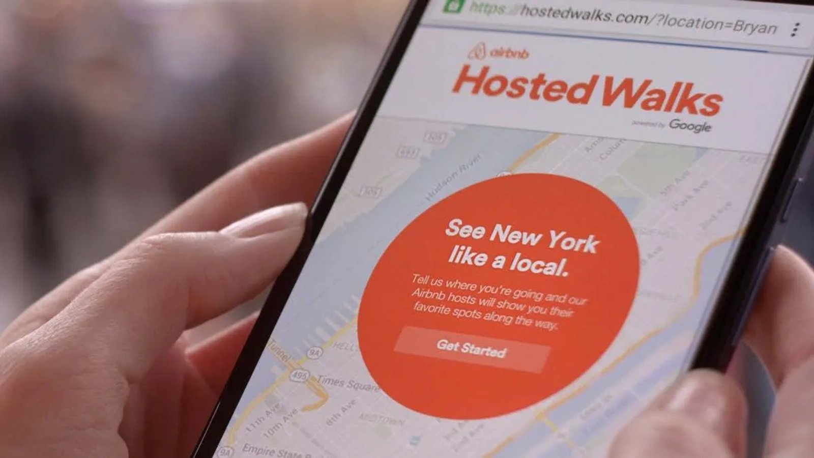 Airbnb: It recommends passes and restaurants in the city you are visiting