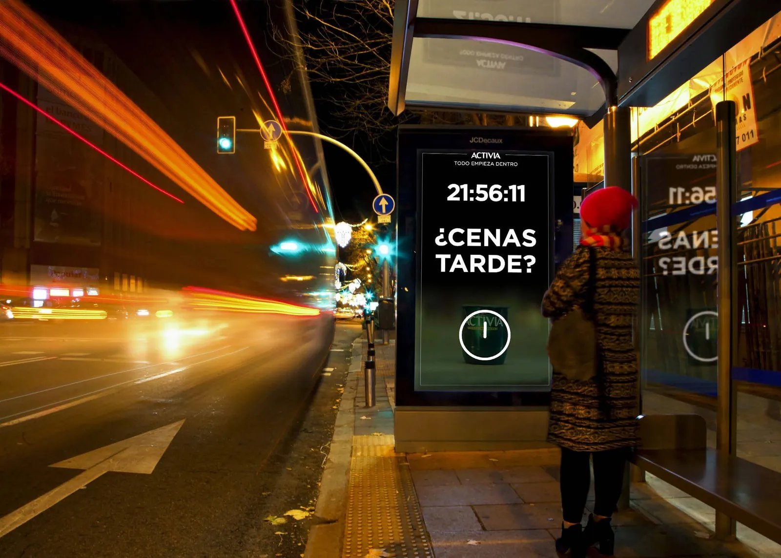 Un medio moderno que no se puede evitar: Un 91% percibe como “modernas e innovadoras” las marcas que realizan campañas con digital signage y, además, aumentan el recuerdo publicitario un 71% (datos IAB).