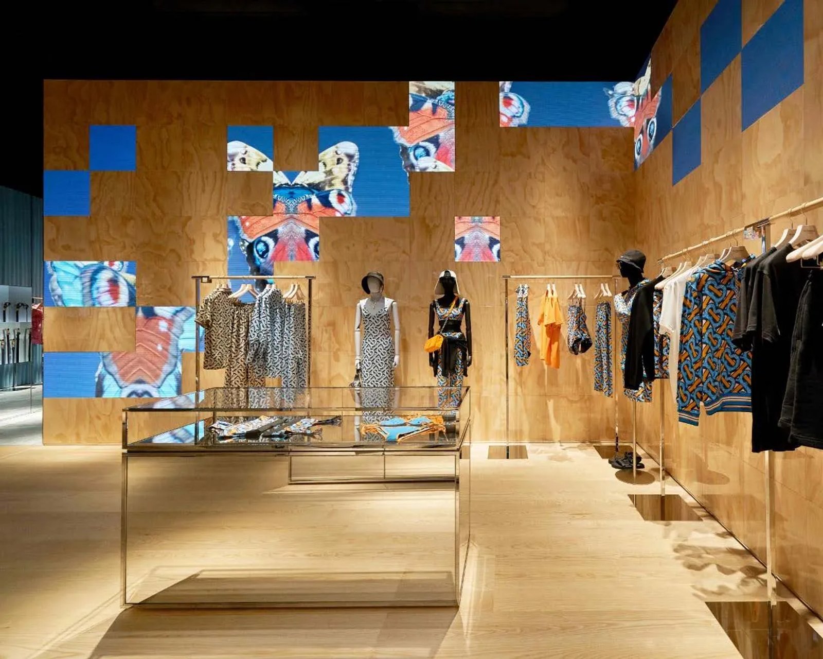 A socially connected store