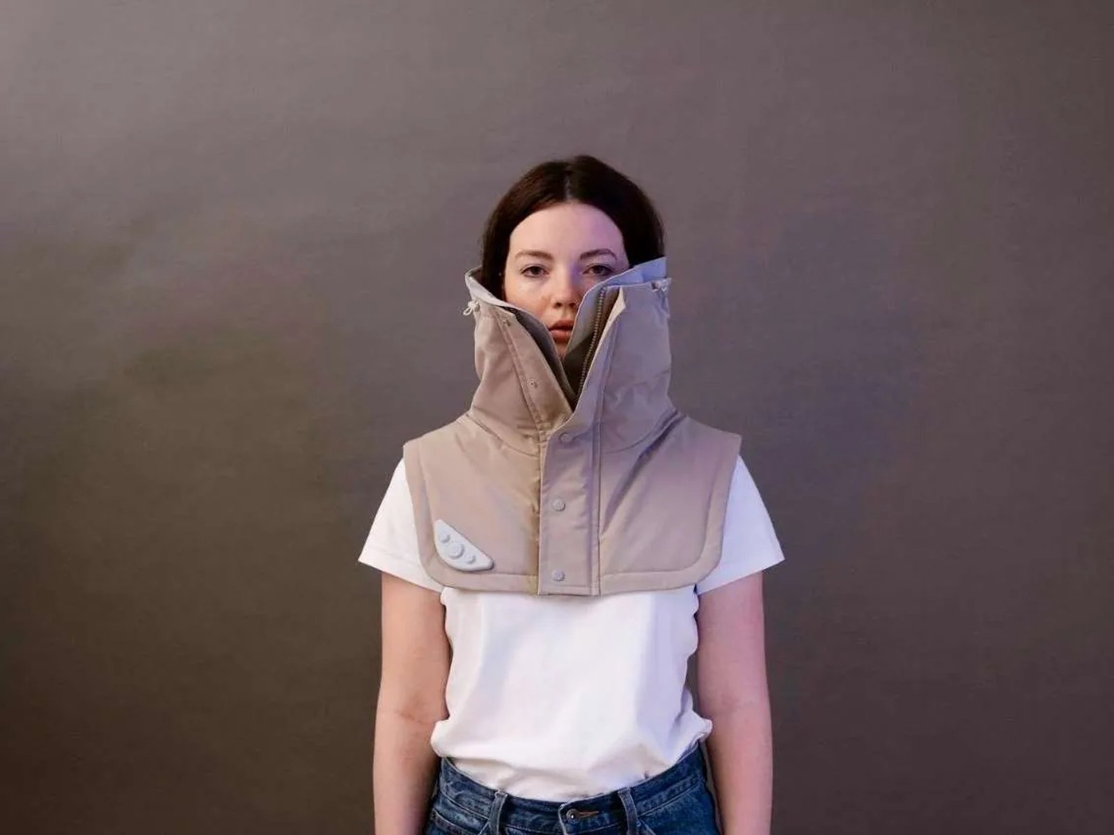 A collar for a safe space