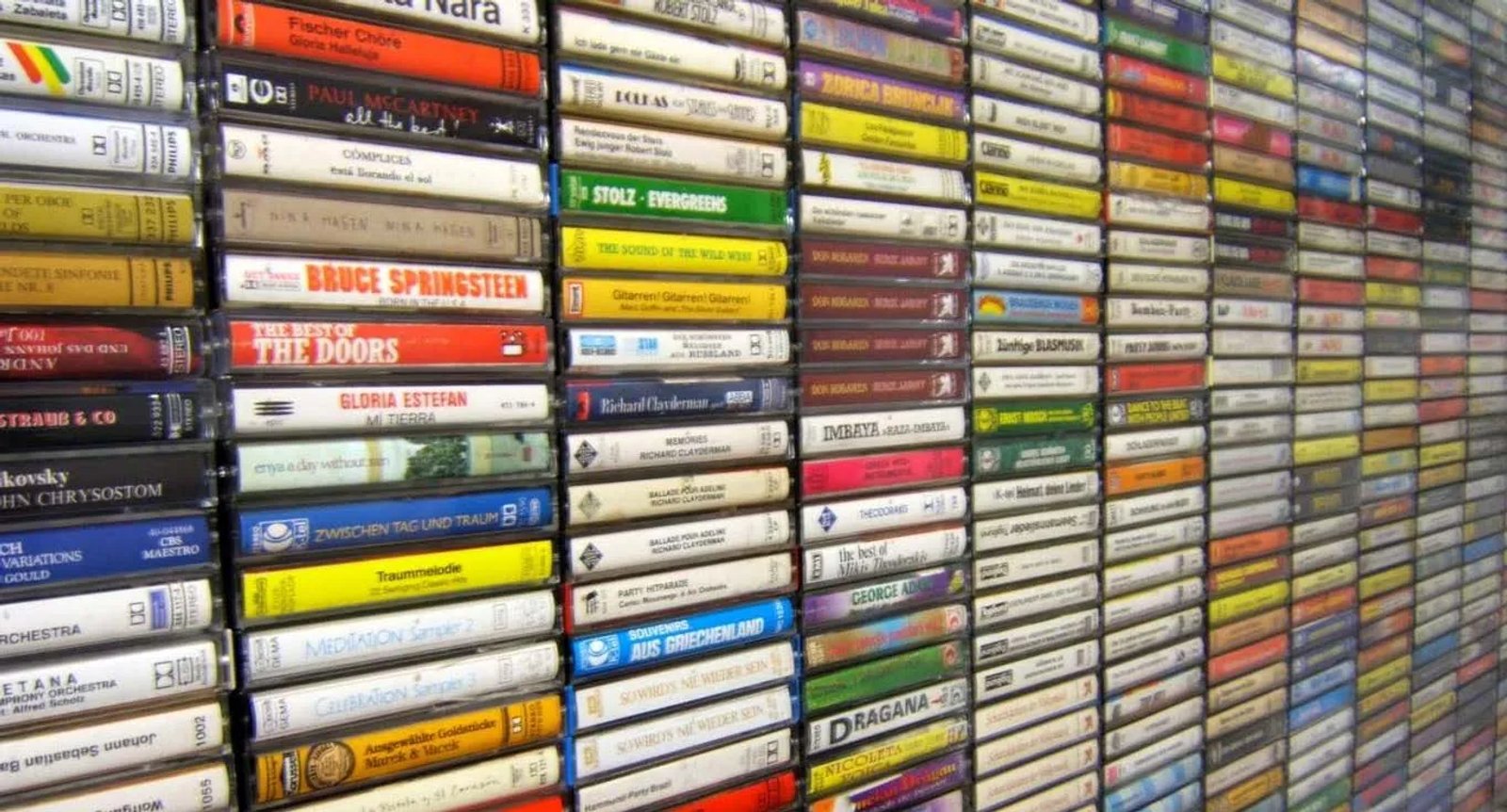 The cassette is back: in California, the mecca of the "cassette"