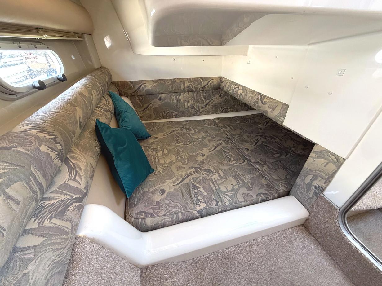 Sealine 330 Statesman For Sale Broom Boat Sales Mid Cabin Berth