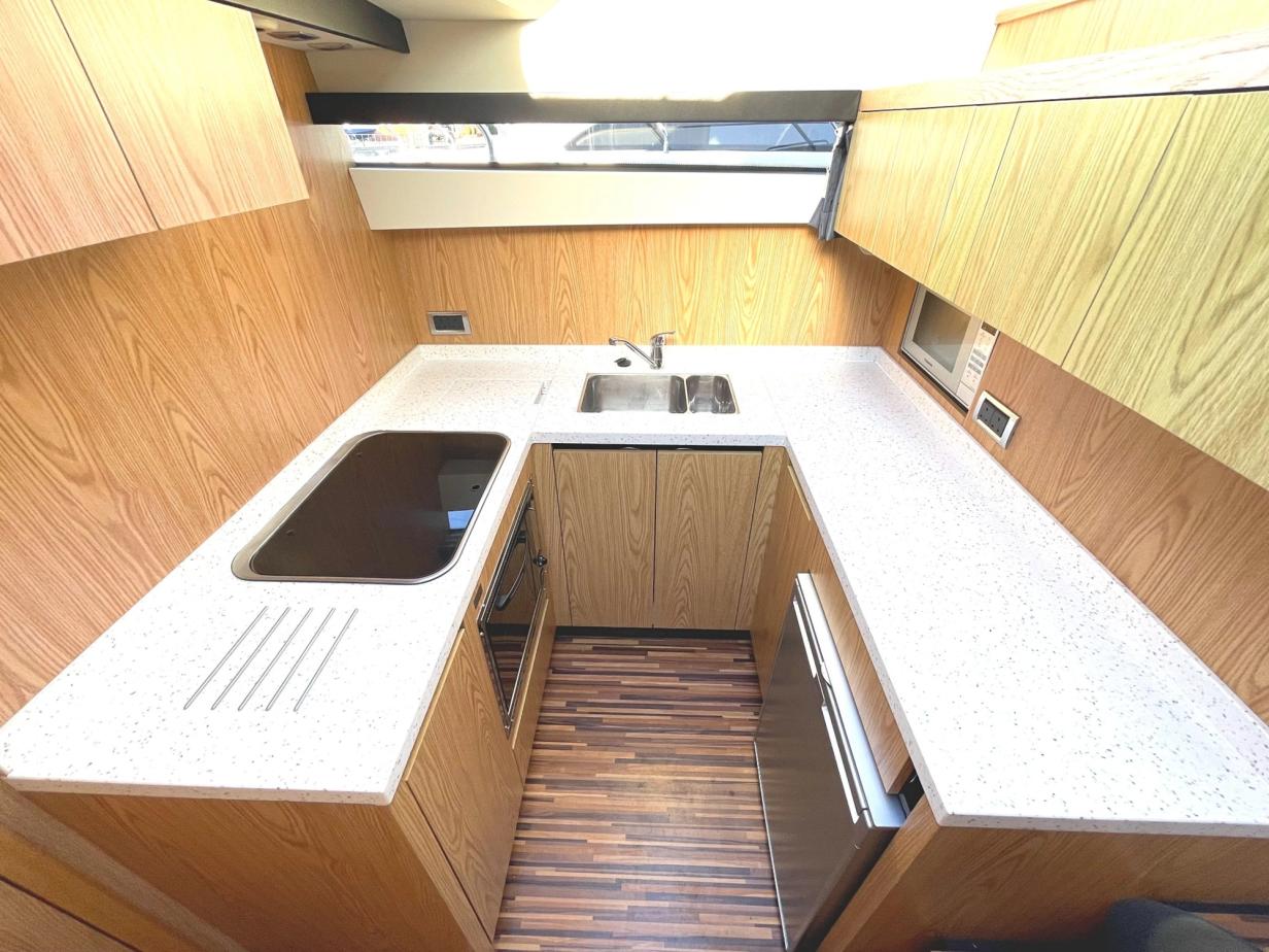 Broom 35 Coupe Boat For Sale Norfolk