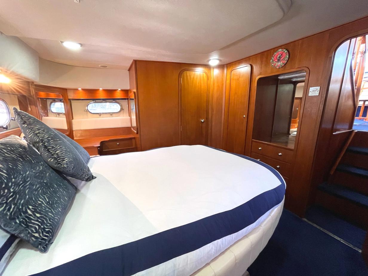 Broom 44 Hard Top Flybridge Boat For Sale Norfolk