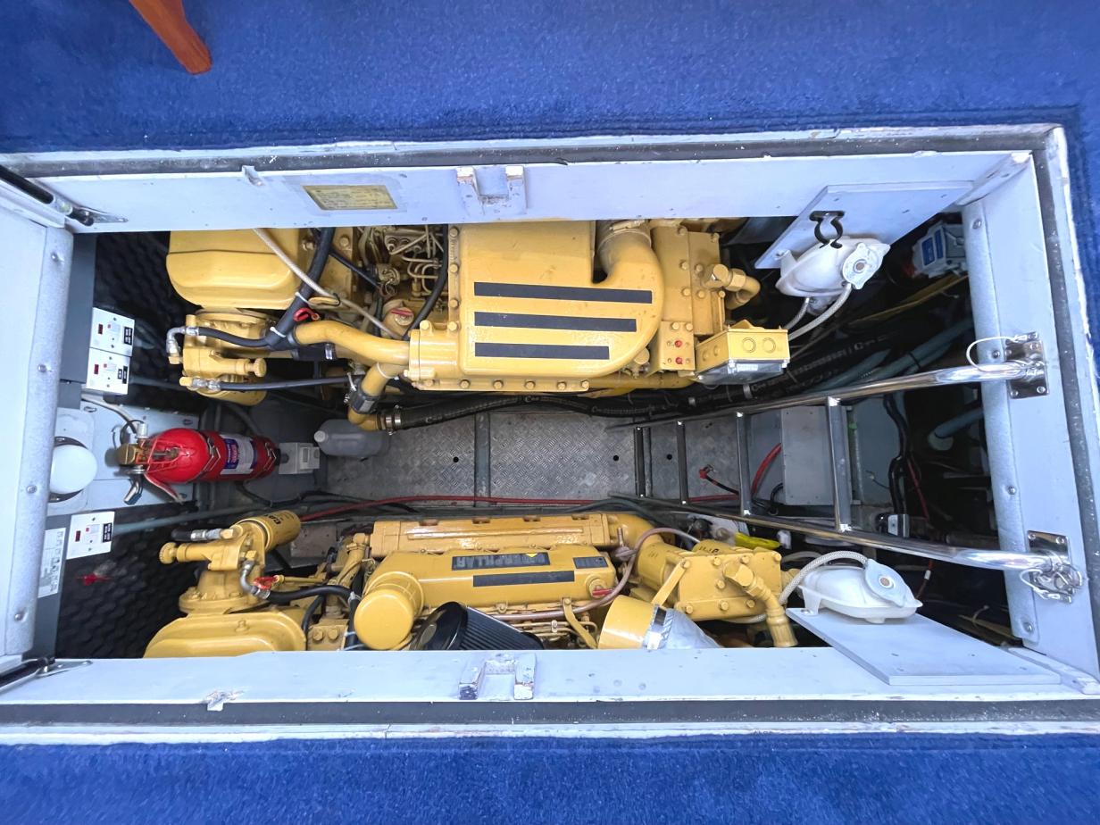 Broom 44 Hard Top Flybridge Boat For Sale Norfolk