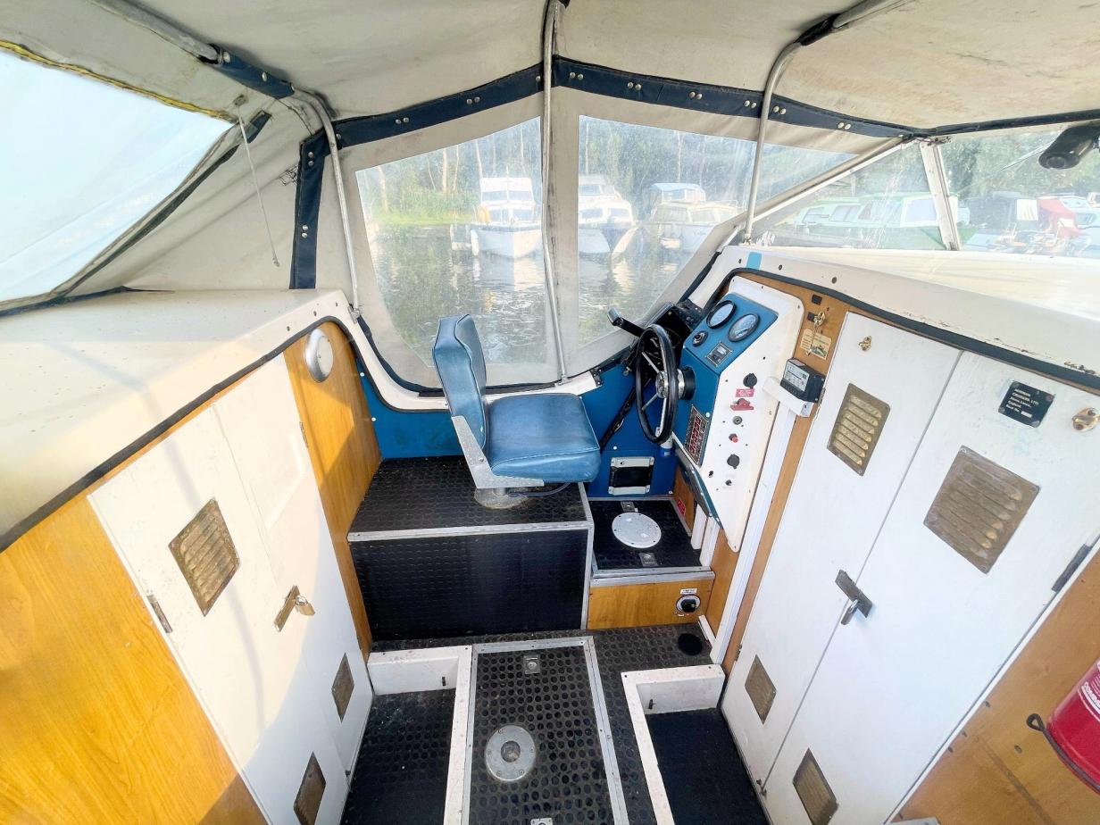 Norman 27 Boat For Sale Norfolk Broads