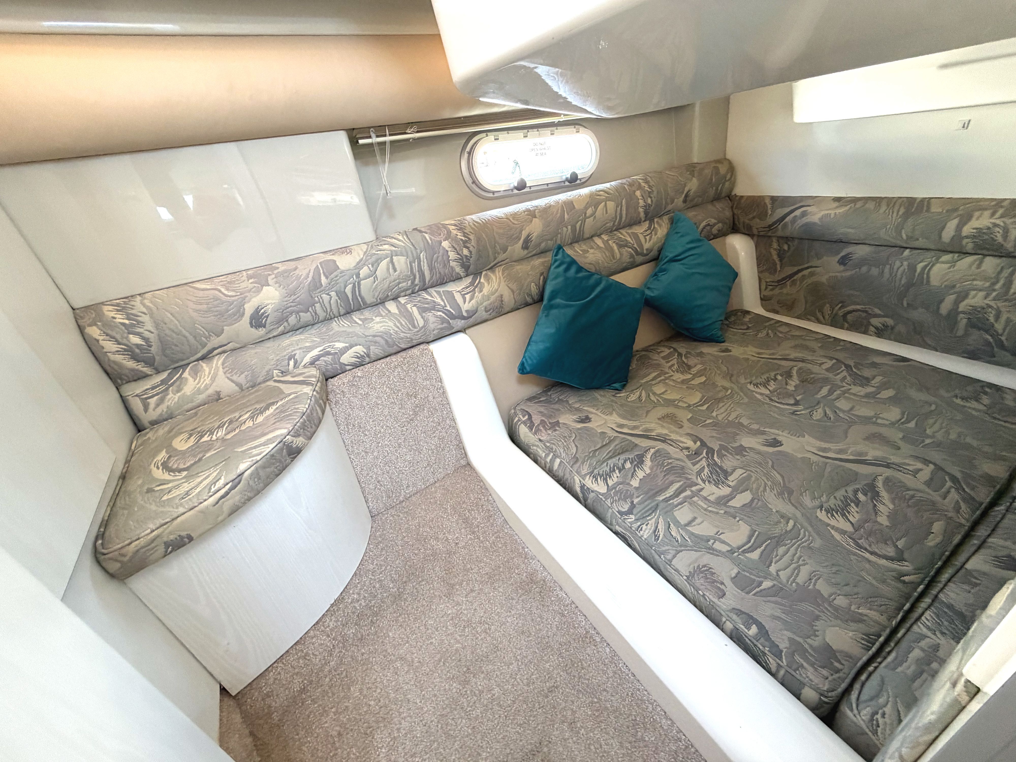 Sealine 330 Statesman For Sale Broom Boat Sales Mid Cabin View From Entrance