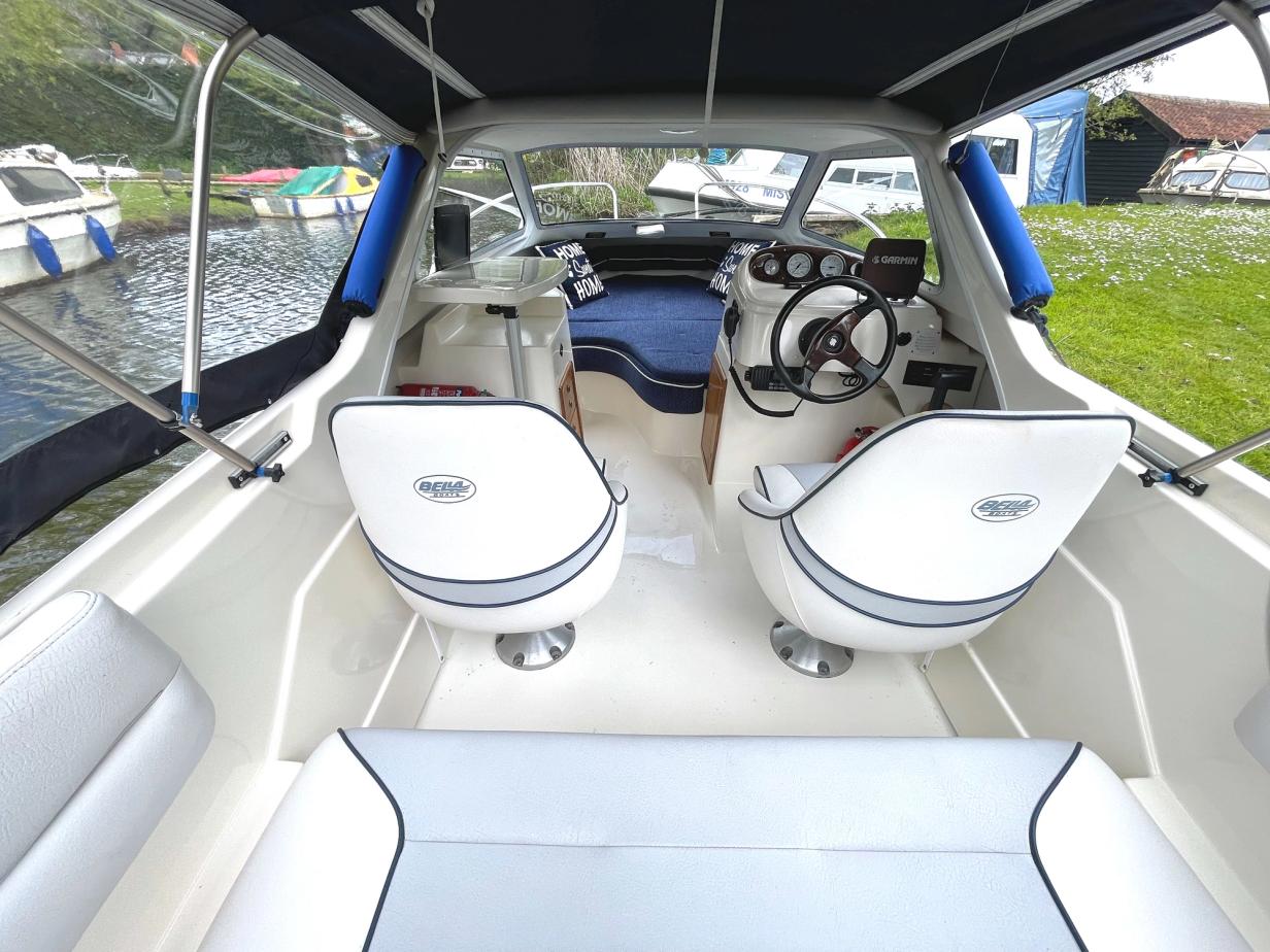 Bella 561 HT boat For Sale Norfolk