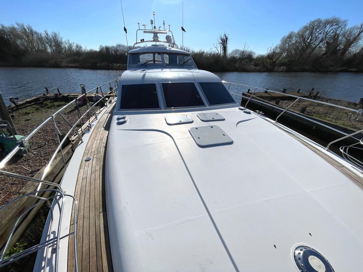 Broom 44 Hard Top Flybridge Boat For Sale Norfolk