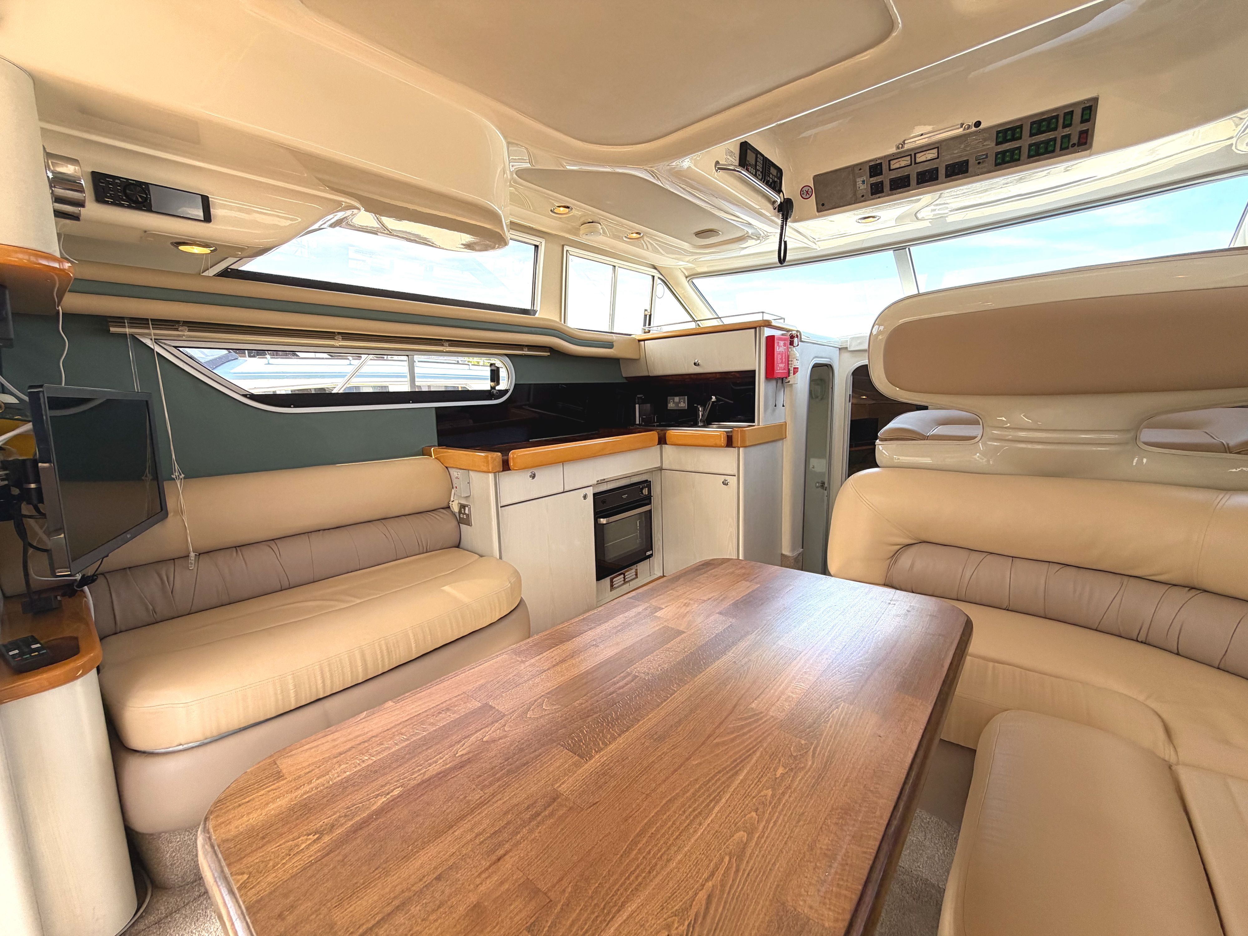 Sealine 330 Statesman For Sale Broom Boat Sales Saloon Facing port