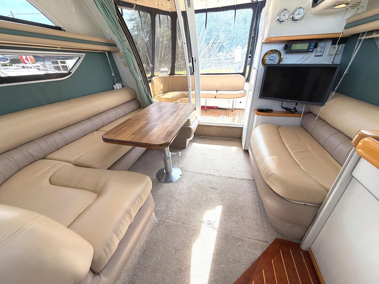 Sealine 330 Statesman For Sale Broom Boat Sales Saloon Aft View