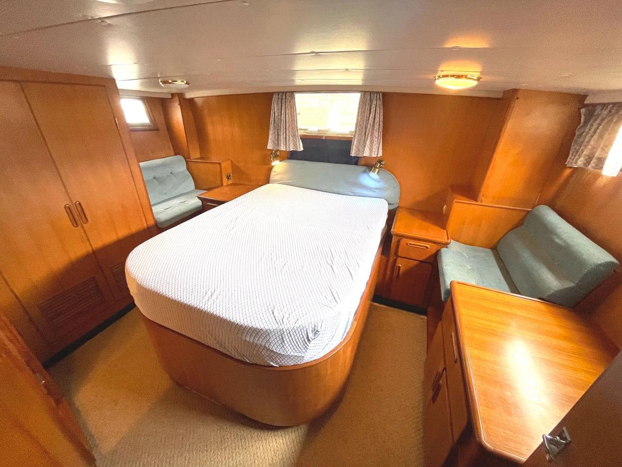 Hershine 45 Sun Deck Boat For Sale Norfolk