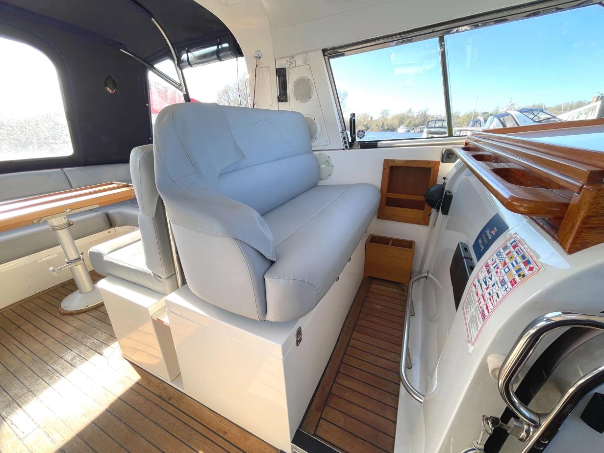 Broom 44 Hard Top Flybridge Boat For Sale Norfolk