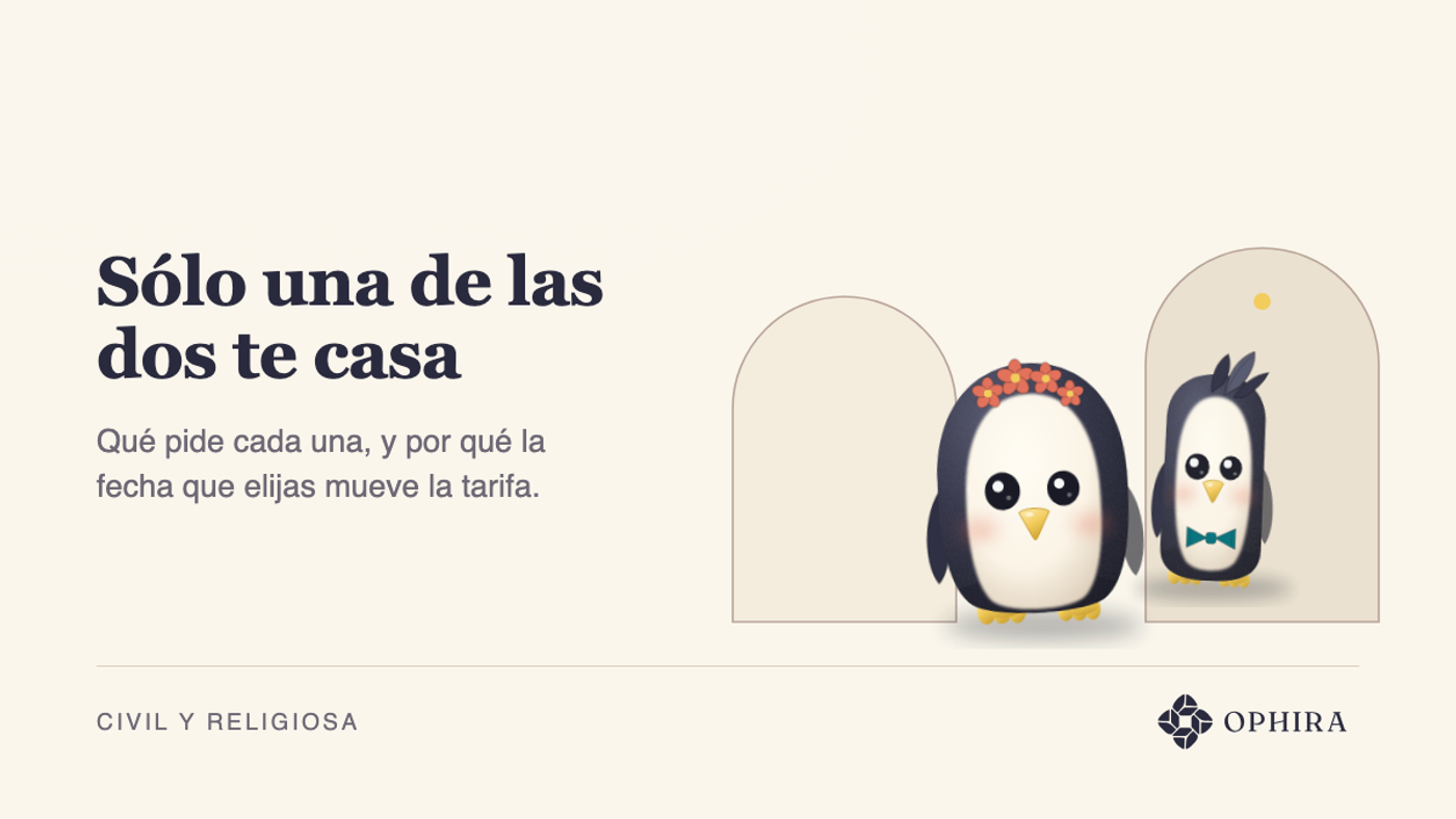Dos arcos: una pareja de pingüinos de cerámica entre el arco del trámite civil y el de la ceremonia religiosa