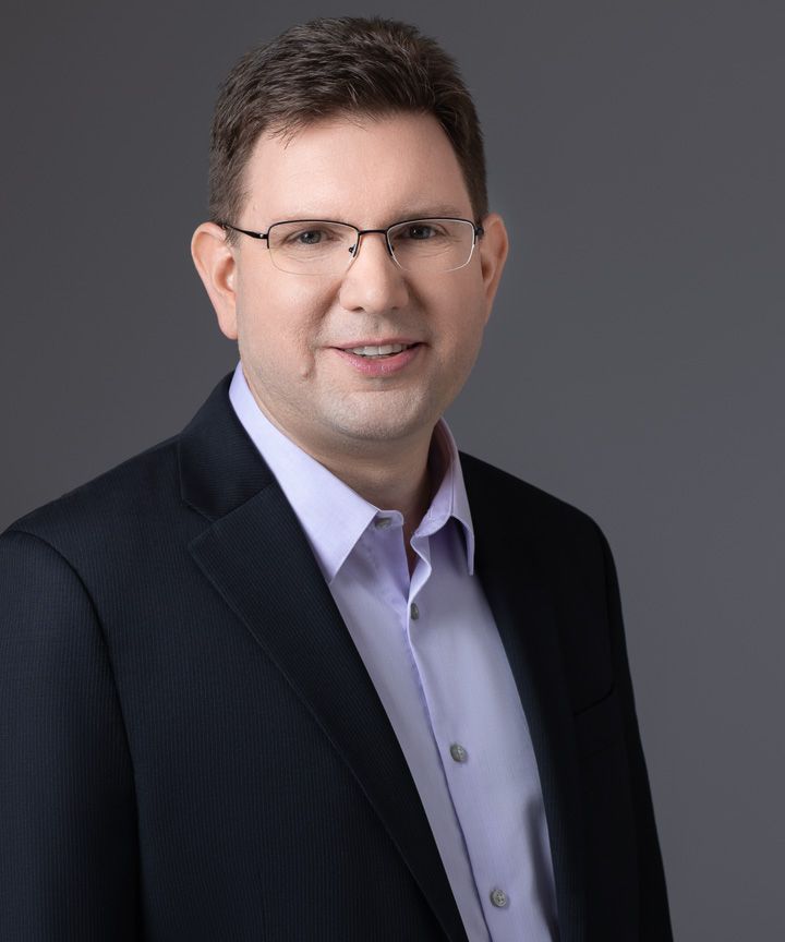 Professional Headshot of Andrew David