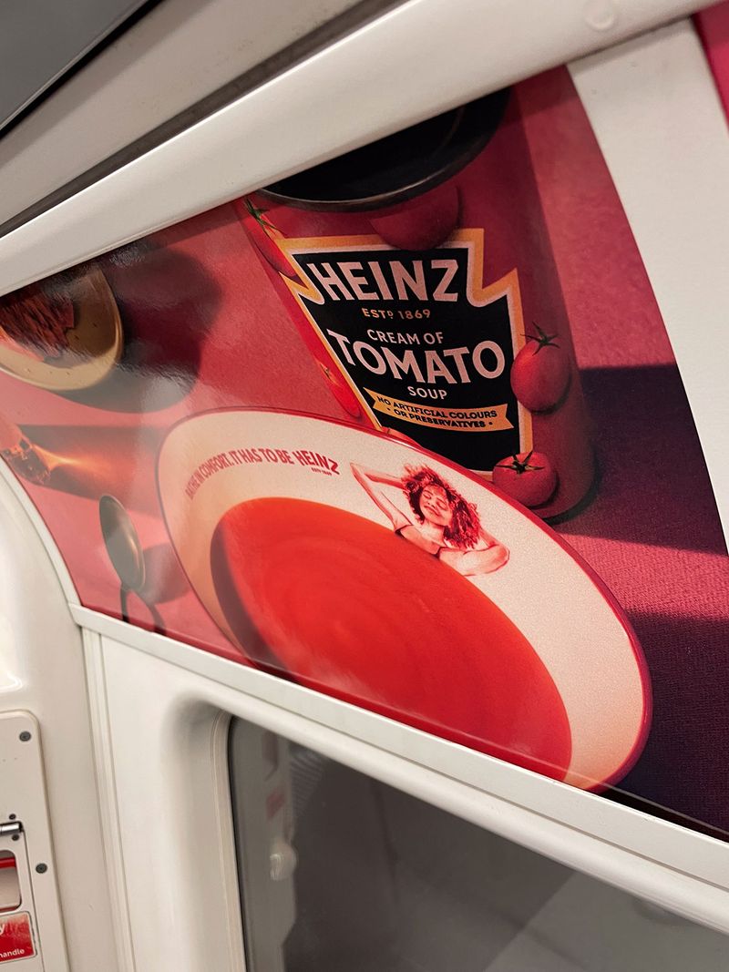 Illustration showcasing this artists portfolio