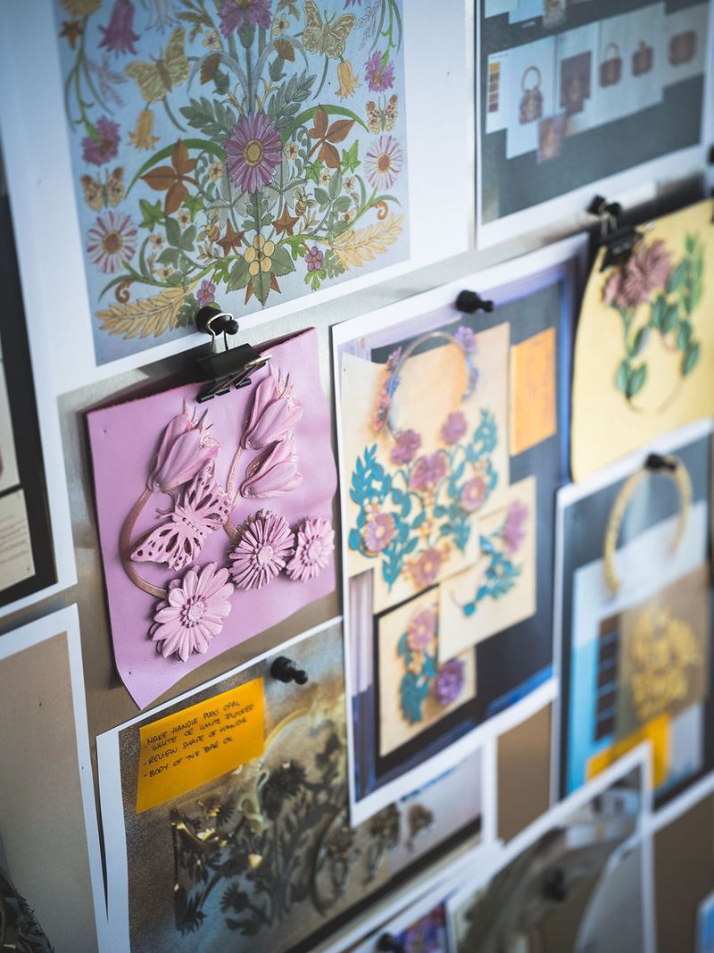 Illustration showcasing this artists portfolio