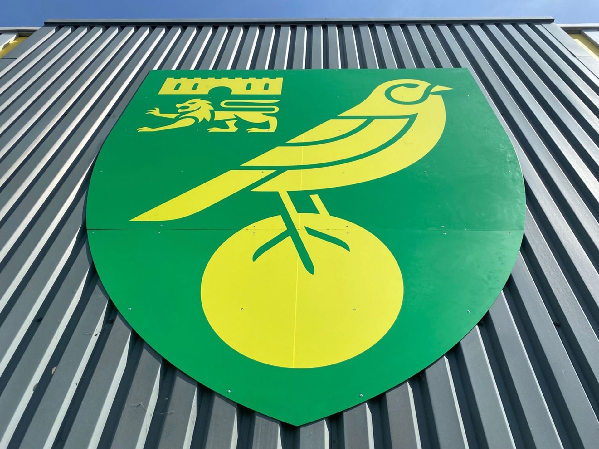 The new Norwich City FC crest