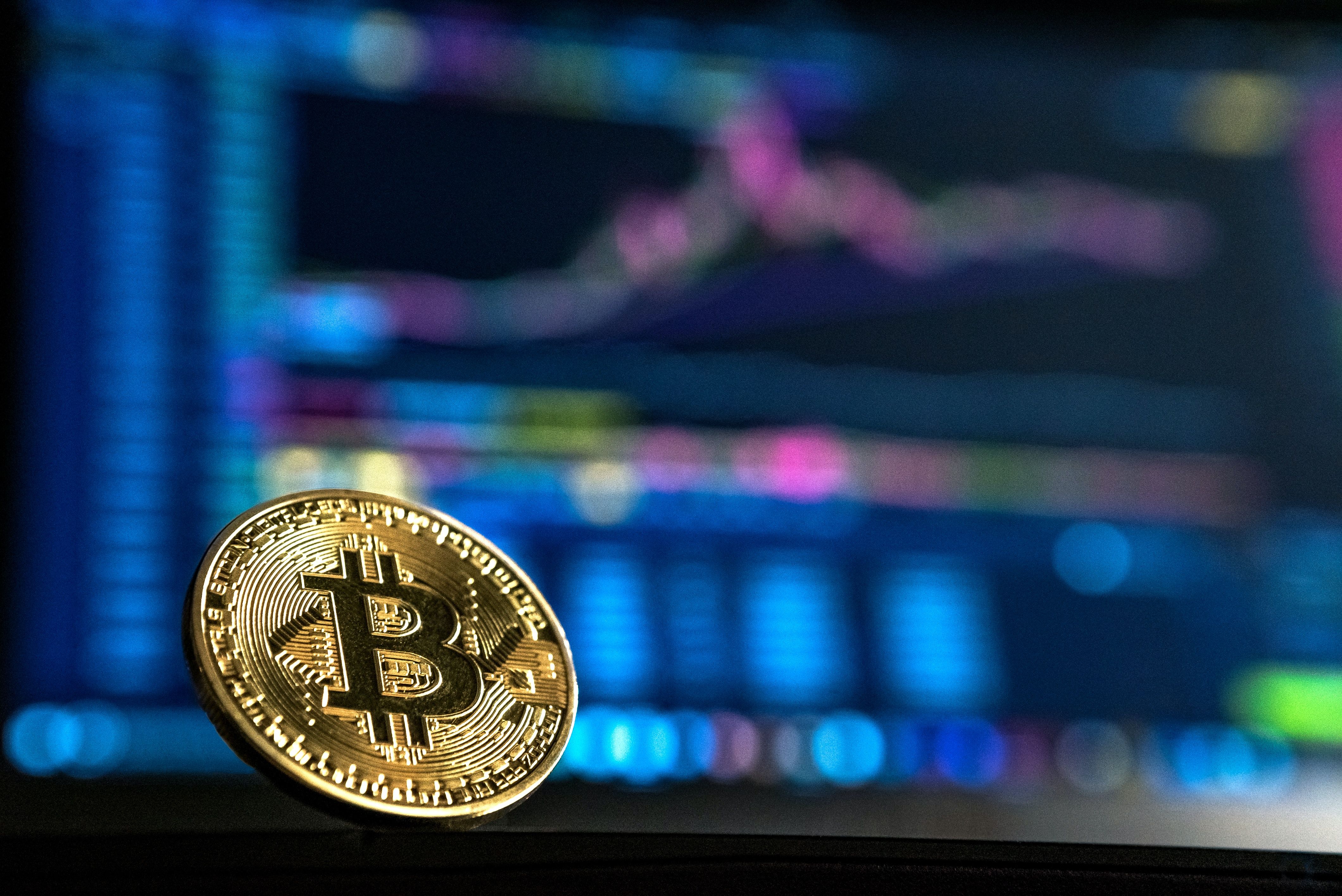Gullfarget bitcoin mynt