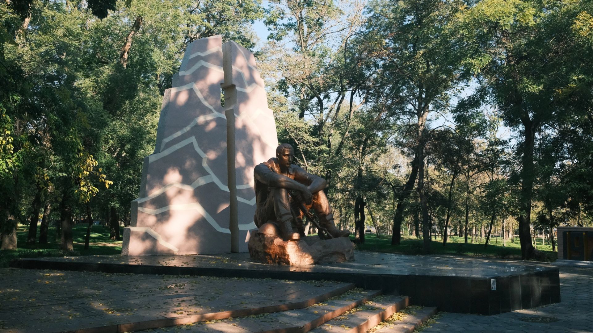 Monuments of Ukraine - Image 7