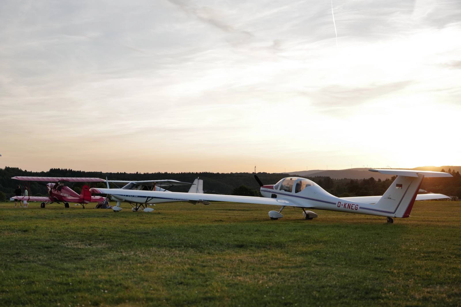 Flugschüler nach dem ersten Alleinflug