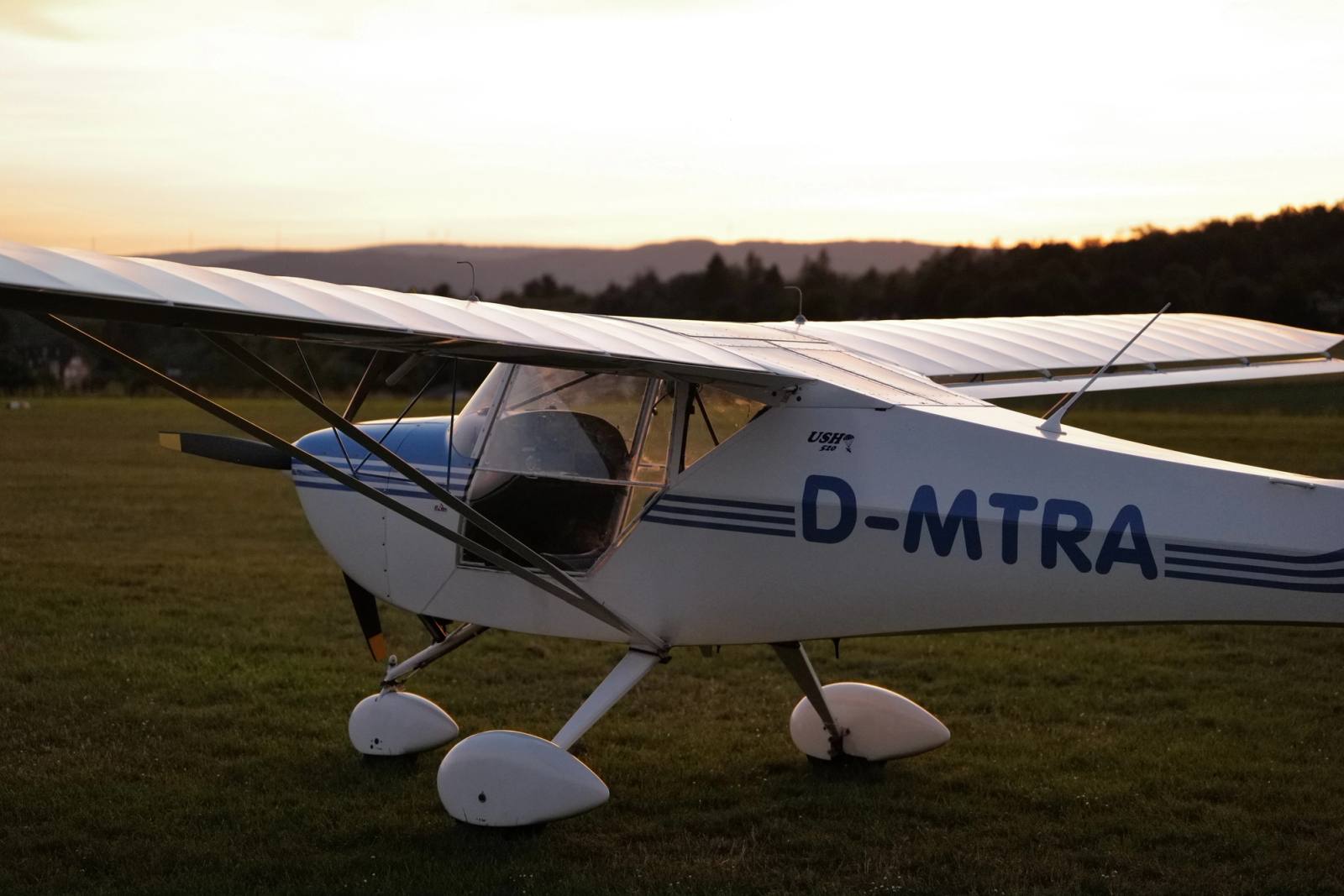 Eurofox D-MTRA im Anflug auf Braunfels