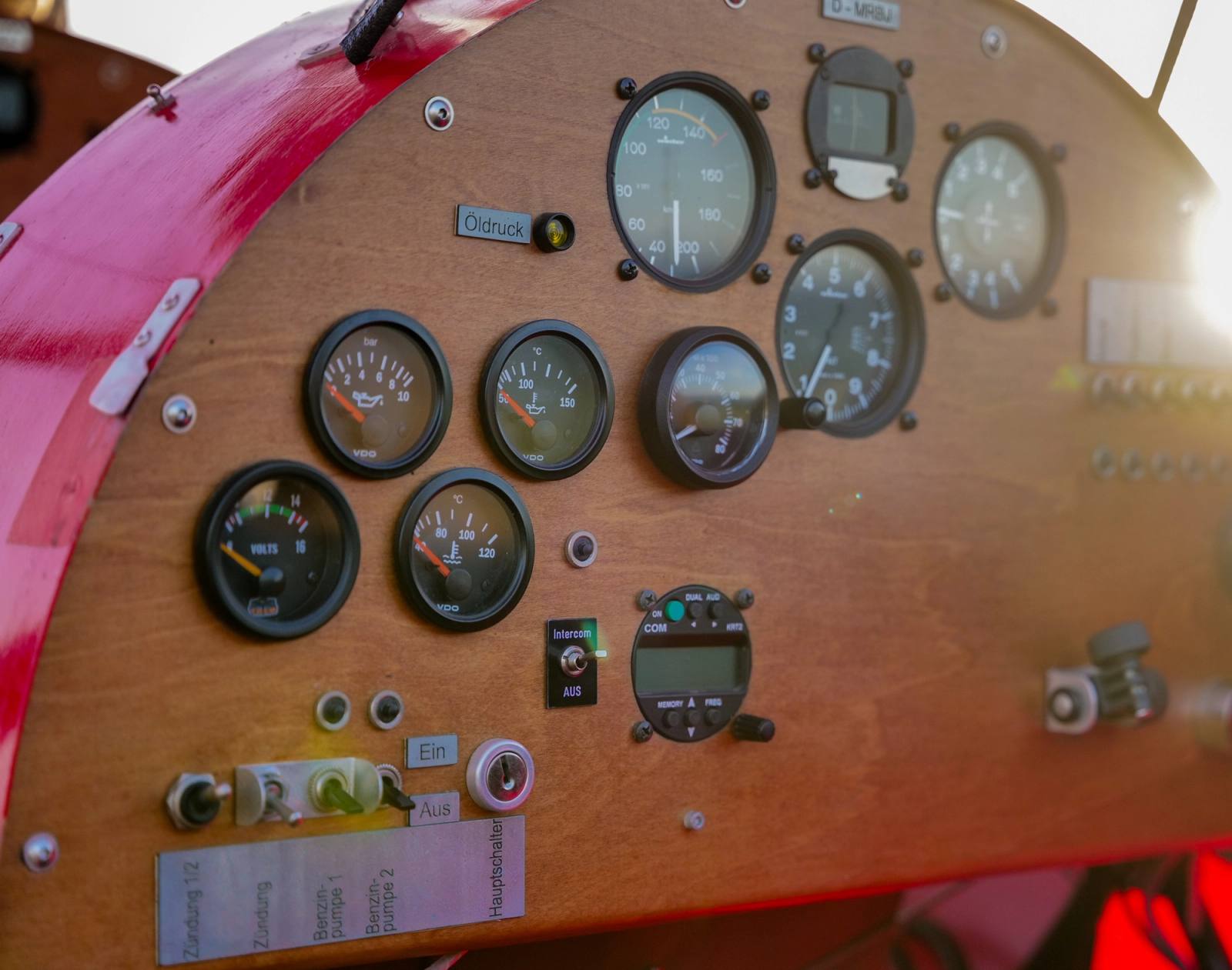 Nahaufnahme von Motor und Propeller des Kiebitz