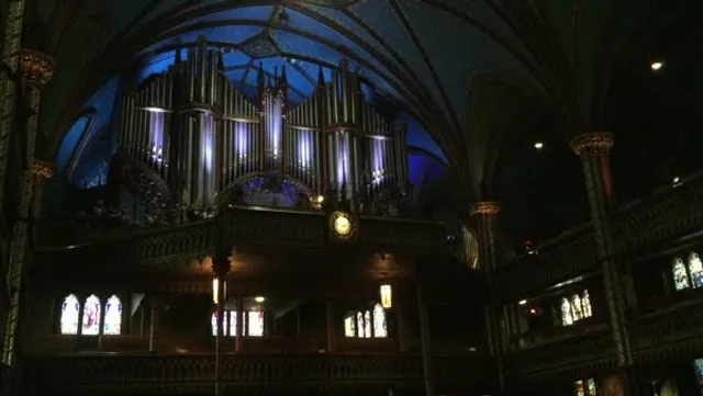 A frame from Notre-Dame-du-Sacré-Cœur chapel.