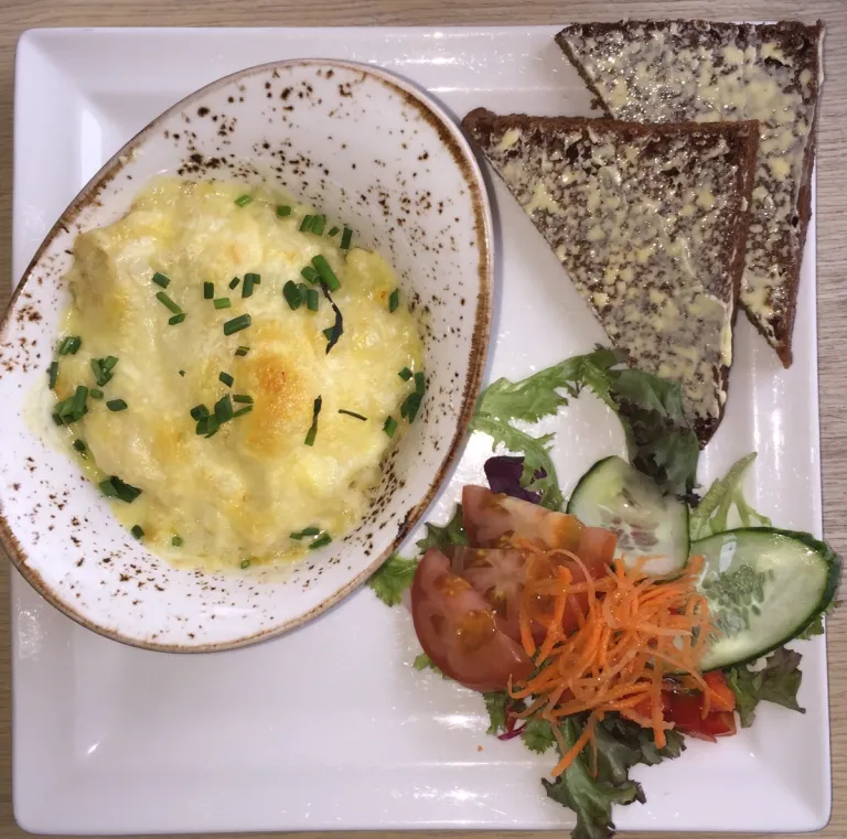 Plokkfiskur with rye bread and salad at Café Loki.