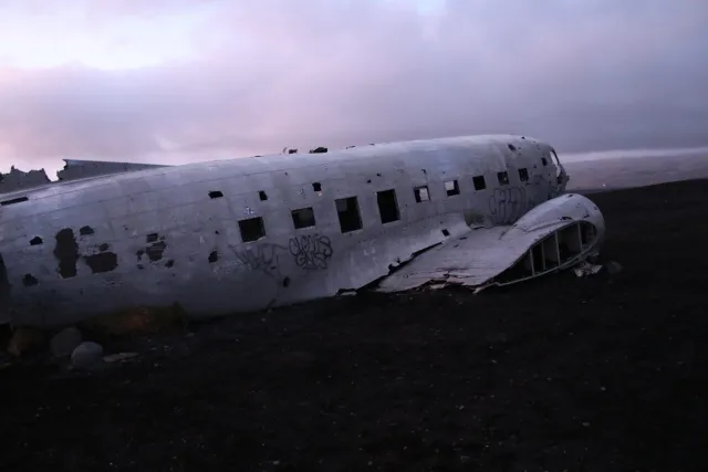DC-3 Plane