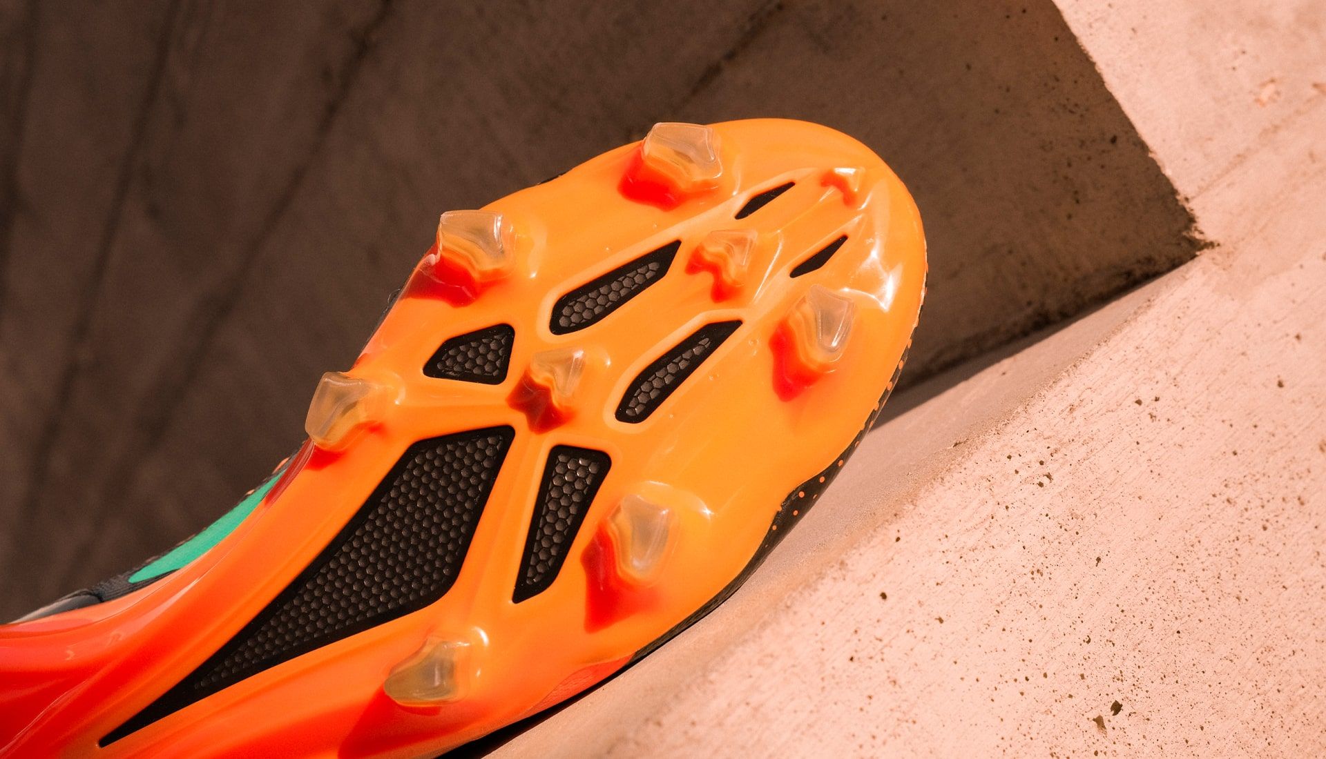 Sole/outsole plate detail of the Speedportal L10NEL M35SI