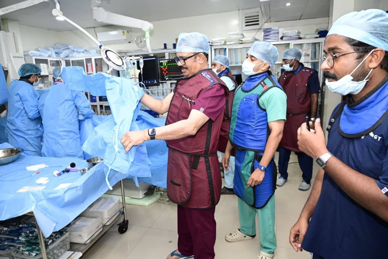 Medical staff in the operating area
