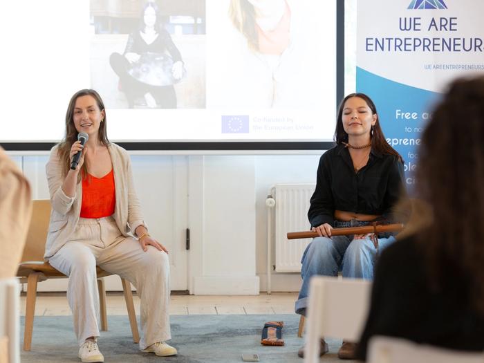 Women We Are Amazing - Maja Herrero