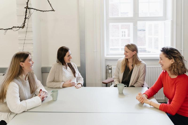 Maja Herrero working with women