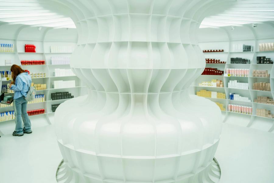 The Future of Retail: Megatrends, Emerging Skills, and How Retailers Should Prepare for Whats Coming