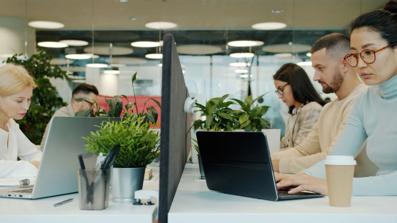 How to Navigate the Global Shift to Hybrid Work Models and Enhance Talent Development