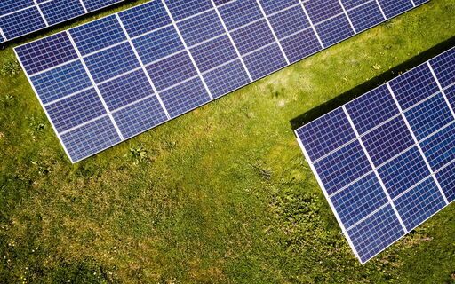 Frischer Wind für Solar- und Windenergie