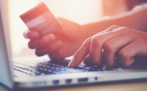 "Ausgezeichnet!" - Oder doch nicht? Irreführende Siegel für Onlineshops auf dem Prüfstand