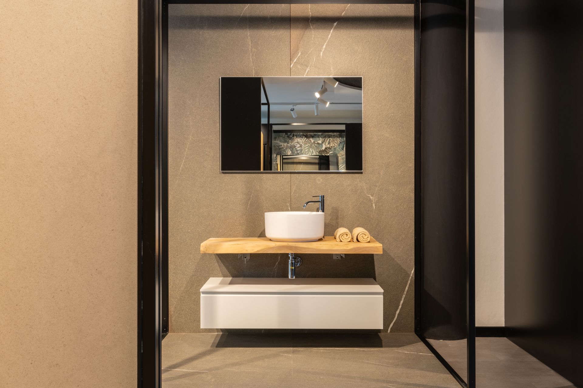 Bgres - Azienda e showroom