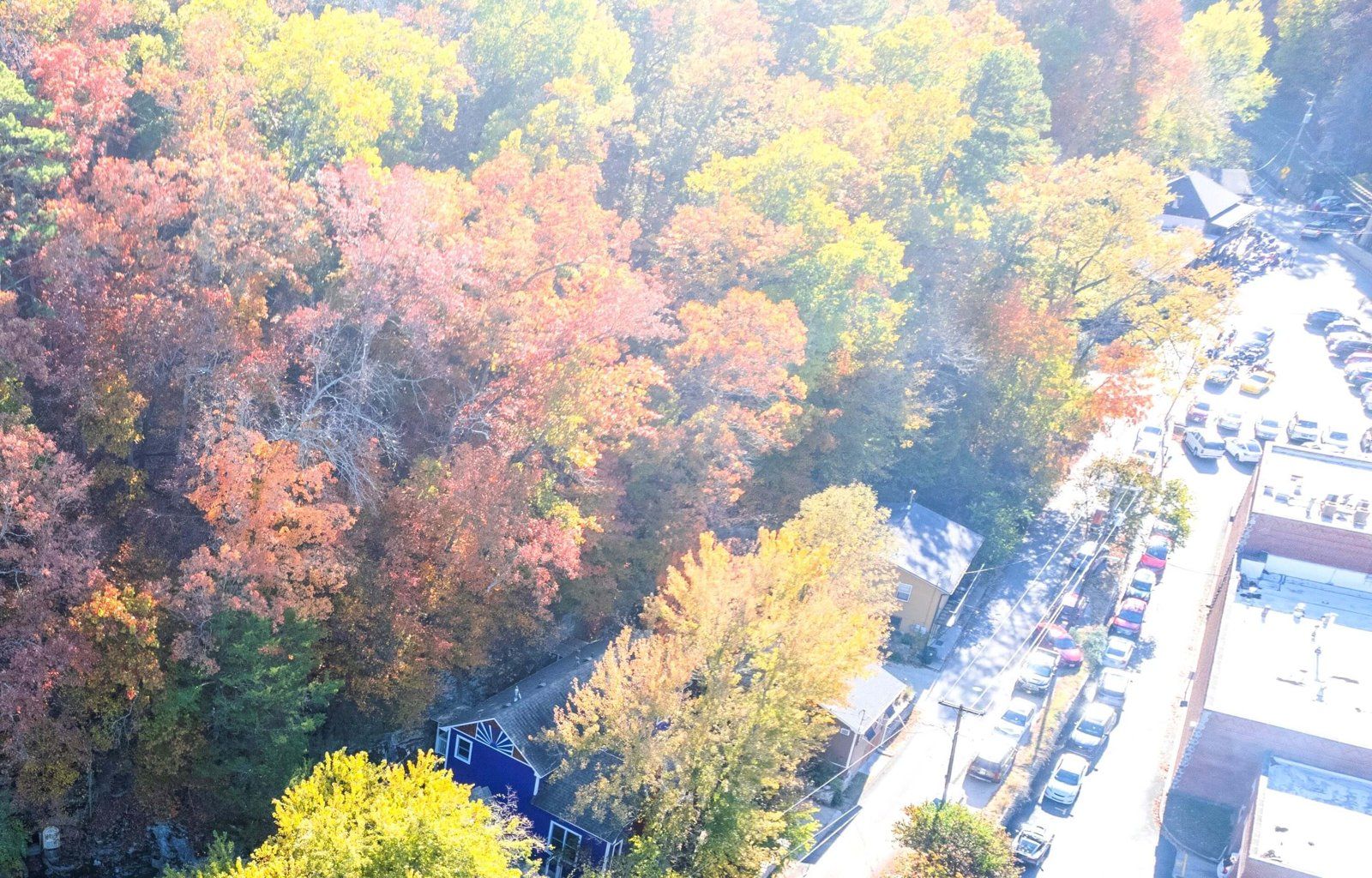 Aerial view of Cliff Cottage Inn in autumn